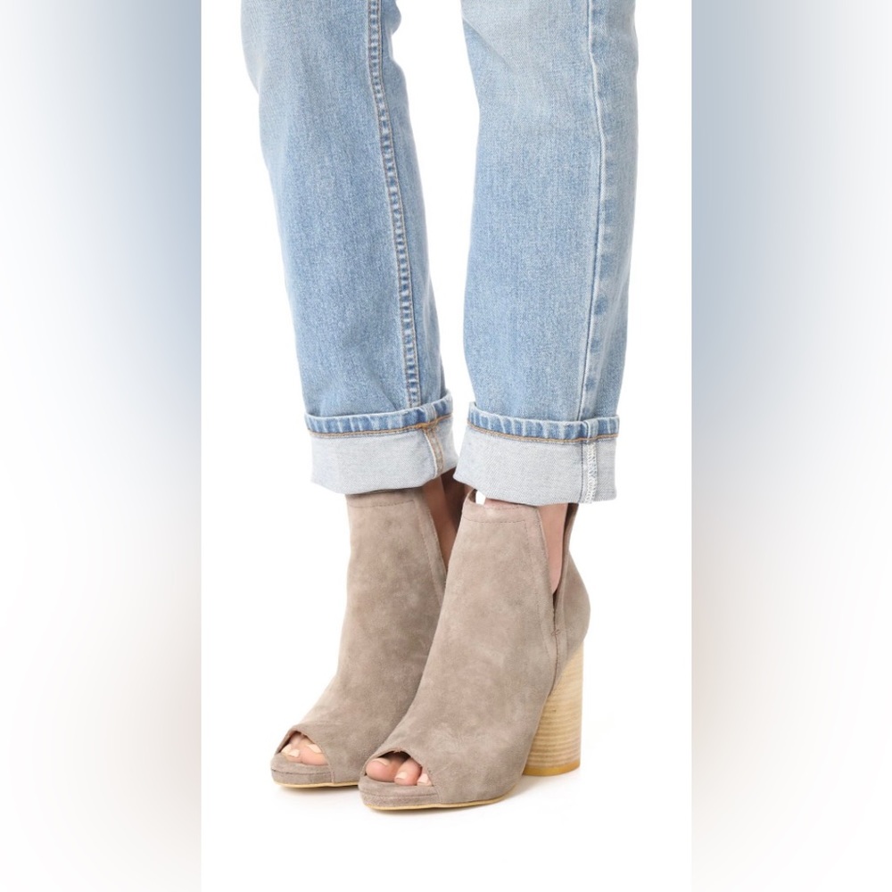 Jeffrey Campbell Oath Heel Boot, Taupe,  Size 9.5